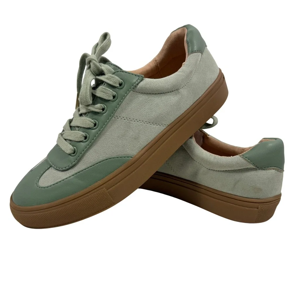 LOFT Sneakers Women Green Suede Gum Sole Lace Up Size 8.5‎